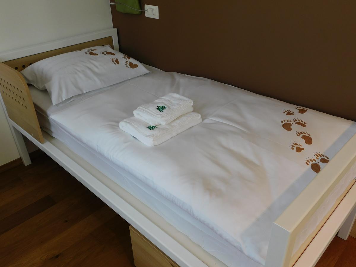 Hostel Bearlog Кочев'є Екстер'єр фото