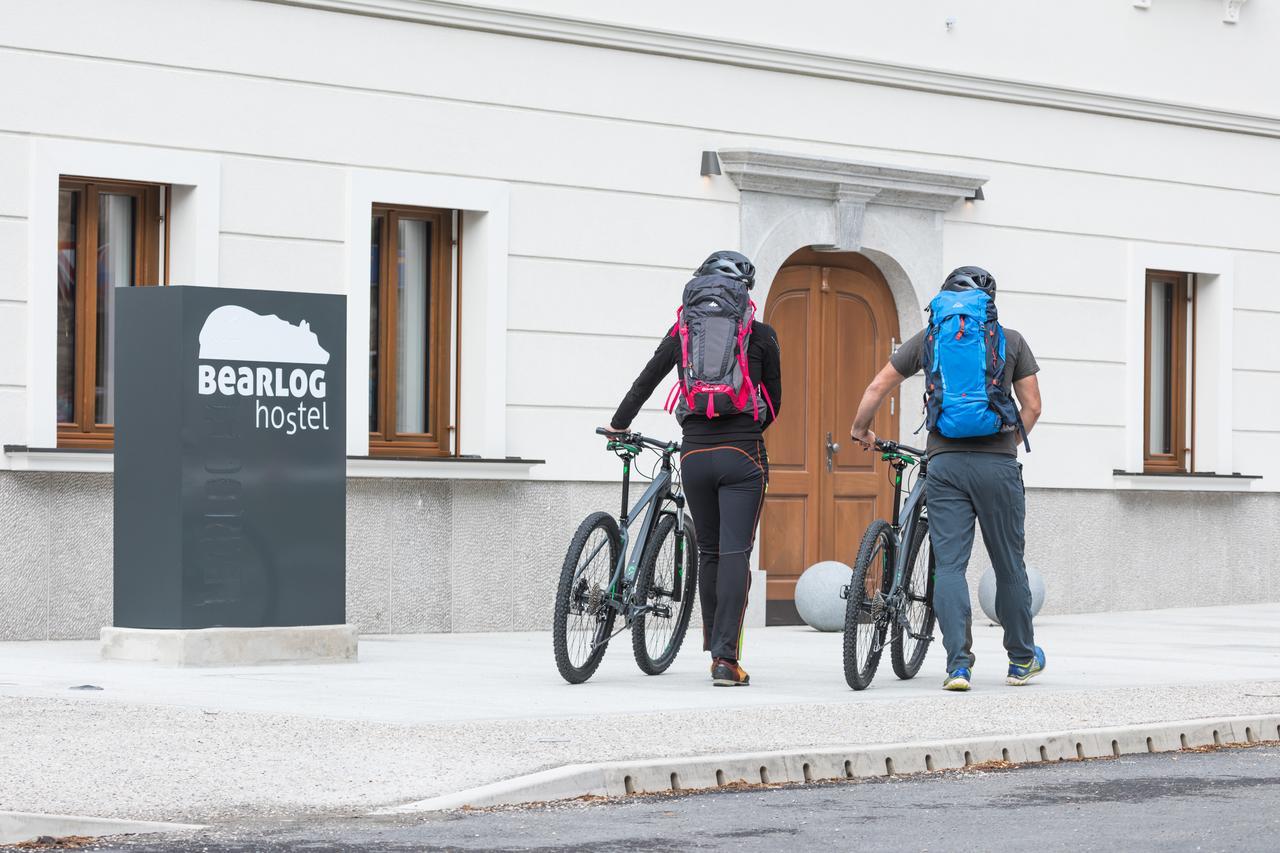 Hostel Bearlog Кочев'є Екстер'єр фото