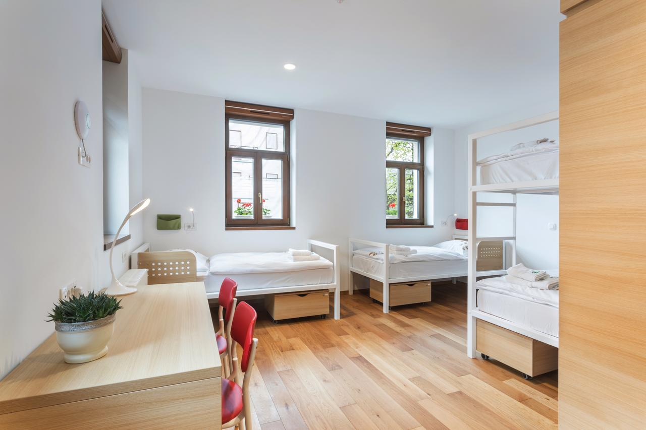 Hostel Bearlog Кочев'є Екстер'єр фото